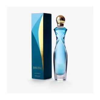 عطری خنک و ملایم با رایحه‌ای گلی، پودری و